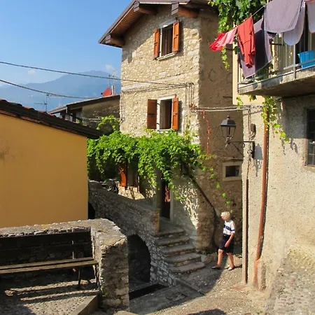 公寓 Casa Vigna By Interhome Sommavilla